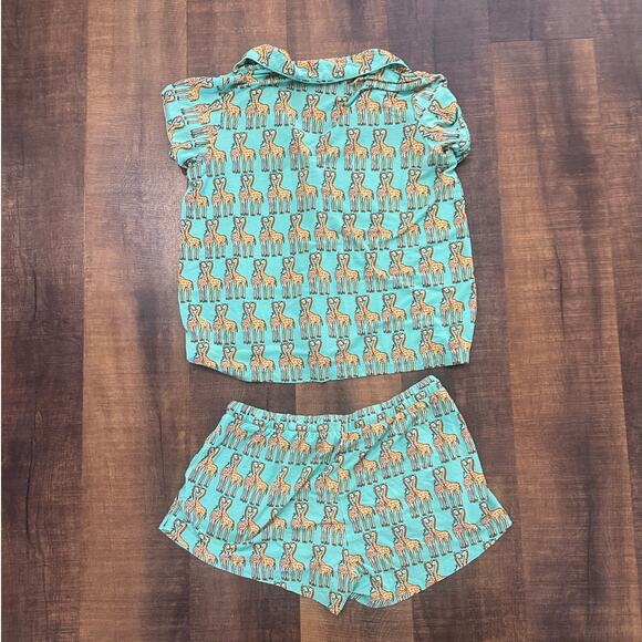 MeUndies Women’s Pajama Set Giraffe Print Button Up Top & Shorts Size M - Picture 4 of 7